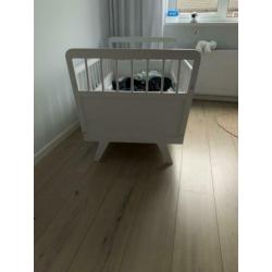 Retro / vintage ledikant / wieg wit