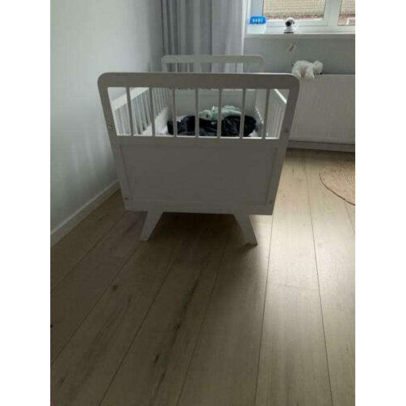 Retro / vintage ledikant / wieg wit