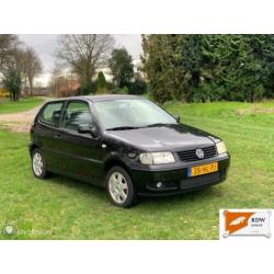Volkswagen Polo 1.4-16V Comfortline NAP/AIRCO/NETTE AUTO
