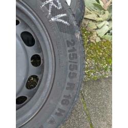 Peugeot Winterbanden Continental TS850 215/55 R16 93H