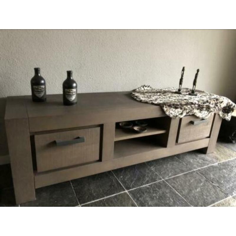 Tv meubel koffiebruin: 160x45