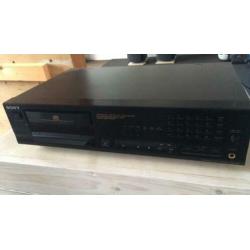 Sony compact disc player CDP-561