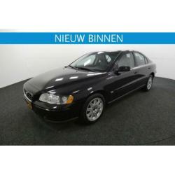 Volvo S60 2.0 TURBO 5-CIL 180 PK CLIMA YOUNGTIMER TREKHAAK