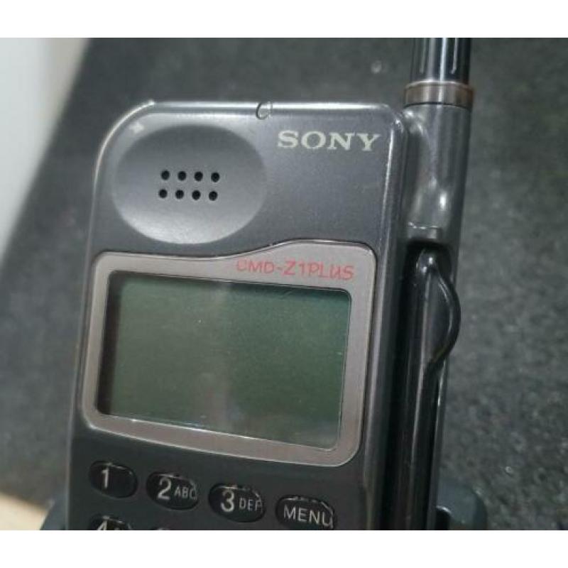 Sony cmd-Z1 Plus + lader volledig werkend!