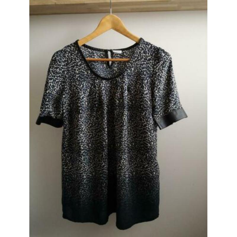 Mooie wijdvallende top, blouse leopard v Mamalicious maat S