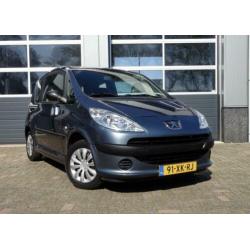 Peugeot 1007 1.4 Sesam Urban Elektr deuren