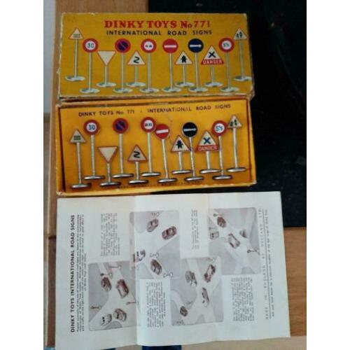 dinky toys verkeersborden lot van 3 sets boxed