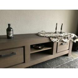 Tv meubel koffiebruin: 160x45