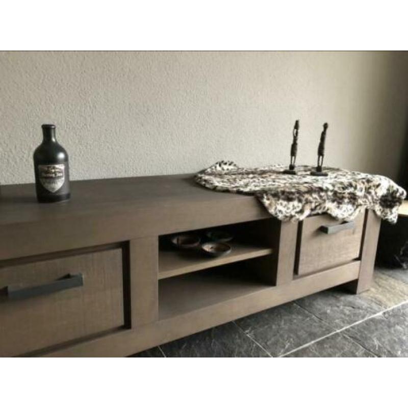 Tv meubel koffiebruin: 160x45