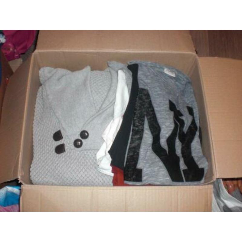 volle doos herenkleding voor €9