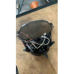 Koplamp voor Piaggio Zip 2000km oud met smoke glas