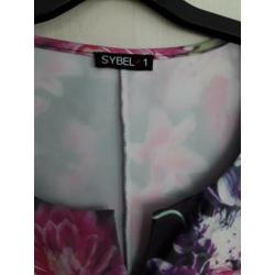 Sybel paars/roze jurk maat 1