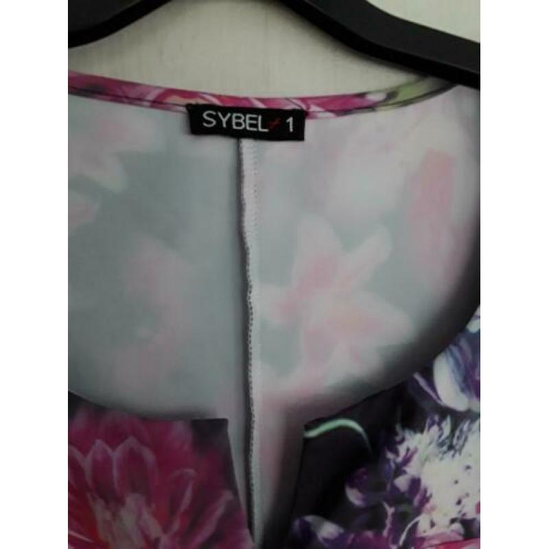 Sybel paars/roze jurk maat 1