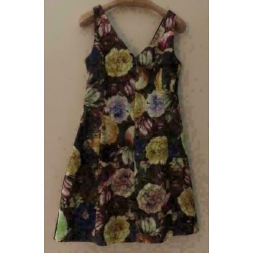 Darling Layla Dress bloemenjurk maat M