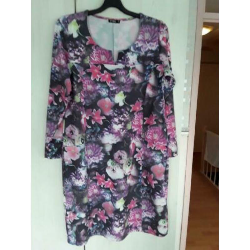 Sybel paars/roze jurk maat 1