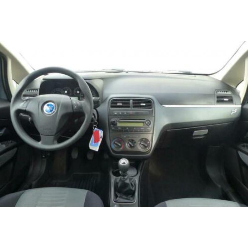 Fiat Grande Punto 1.2 Dynamic TREKHAAK GOED ONDERHOUDEN AIRC