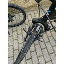 B’twin rockrider 340 mountainbike bike fiets