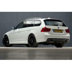 BMW 3-serie Touring 320i M-Pakket M-Sport 170Pk (NAVIGATIE,