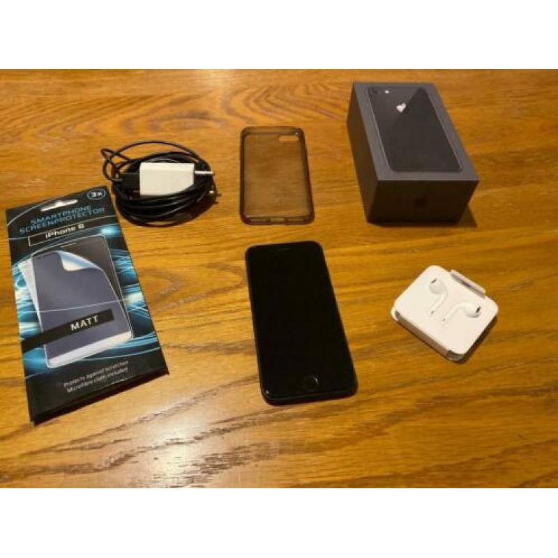 iPhone 8 zwart 64 GB