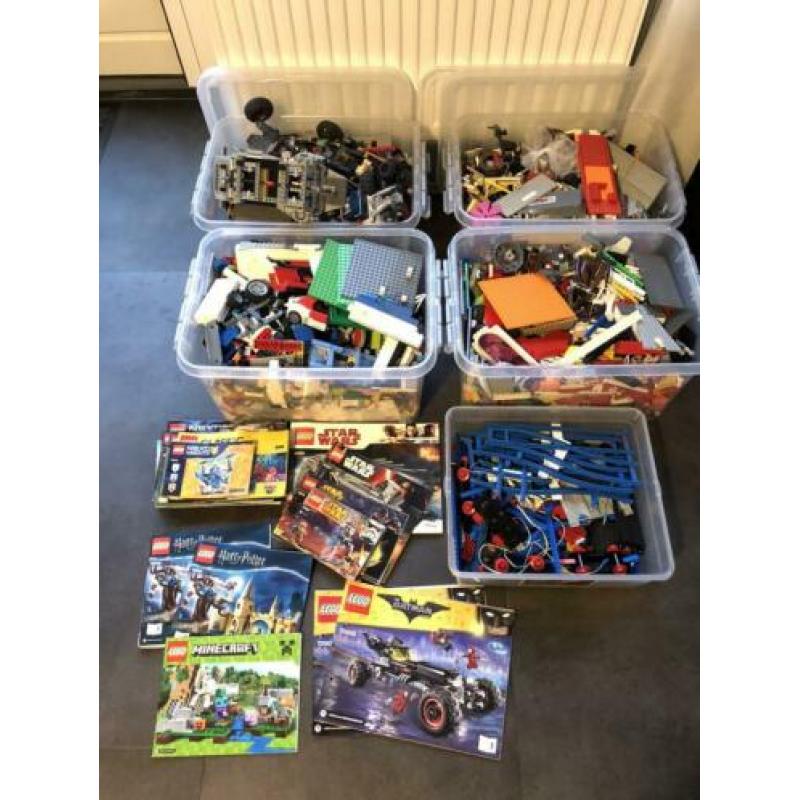 Grote partij lego 31 kilo. Verschillende thema’s