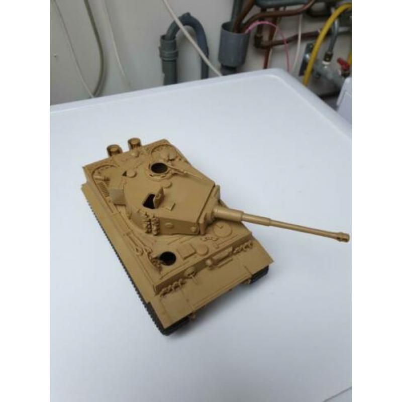 German Tiger 1 Mid Production 1/35 Tamiya