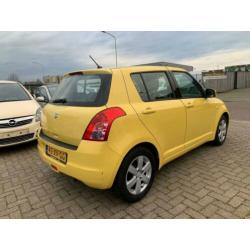Suzuki Swift 1.3 Shogun ( KM NAP / NW APK / AIRCO / 5 DRS )