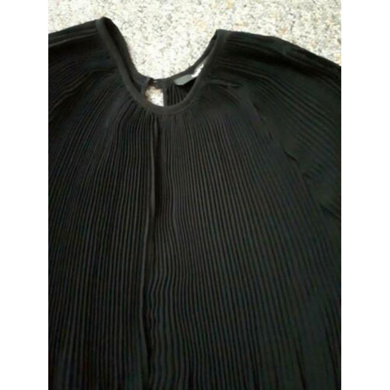 Blouse Only ( Plisse ) M