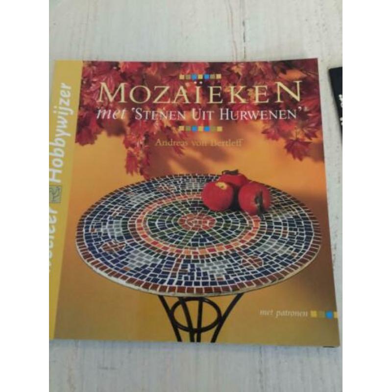 Heel veel soorten Hobby boekjes 0,50 p.s.