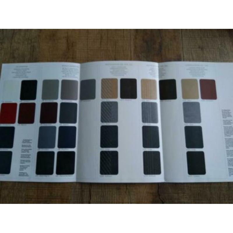 BMW 5 serie e34 kleuren en bekleding folder uit 1988