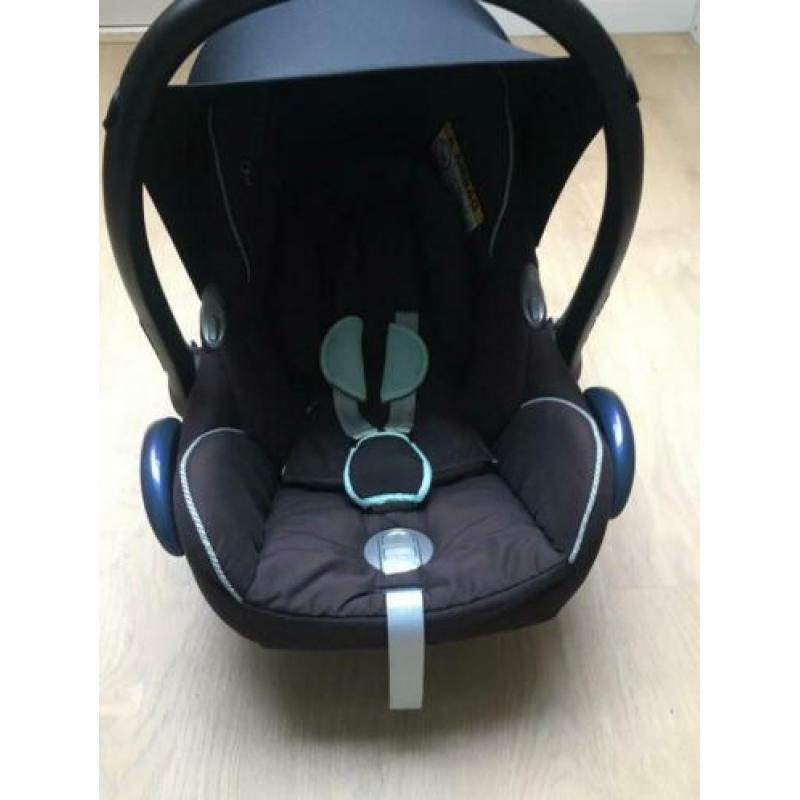 Maxi cosi cabriofix inc. Kooka voetenzak en diverse hoezen