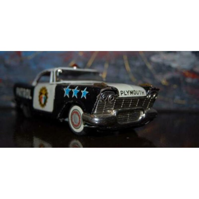 aardige oude blikken PLYMOUTH POLICE PATROL CAR