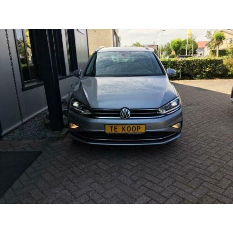 Volkswagen GOLF SPORTSVAN 1.5 ACT 150PK DSG Highline Navi, P