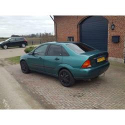 Ford Focus 1.8-16V Ghia