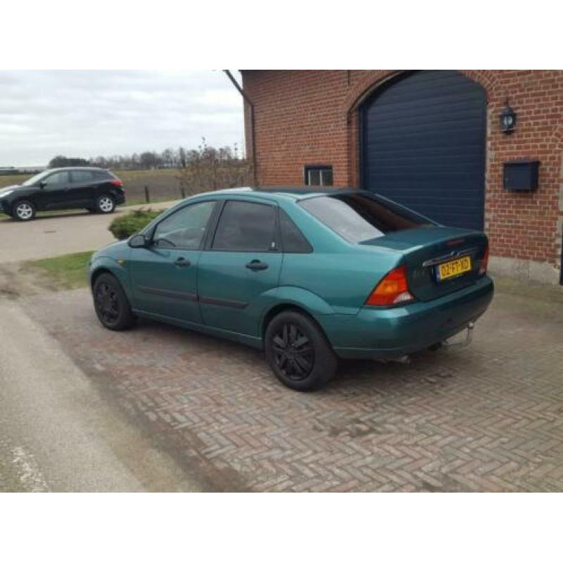 Ford Focus 1.8-16V Ghia