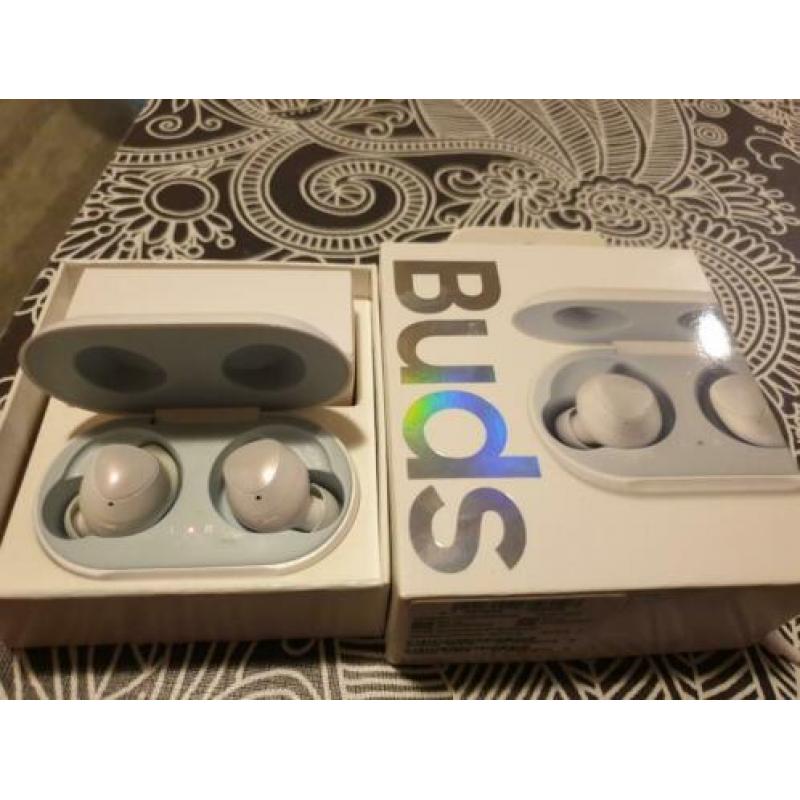 Samsung Buds