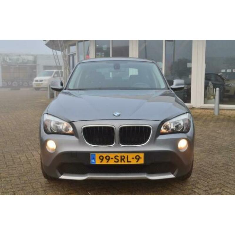 BMW X1 2.0i sDrive Exe *Navi,Clima,PDC* (bj 2011)