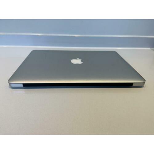 Apple MacBook Air 13-inch ??