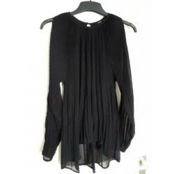 Blouse Only ( Plisse ) M