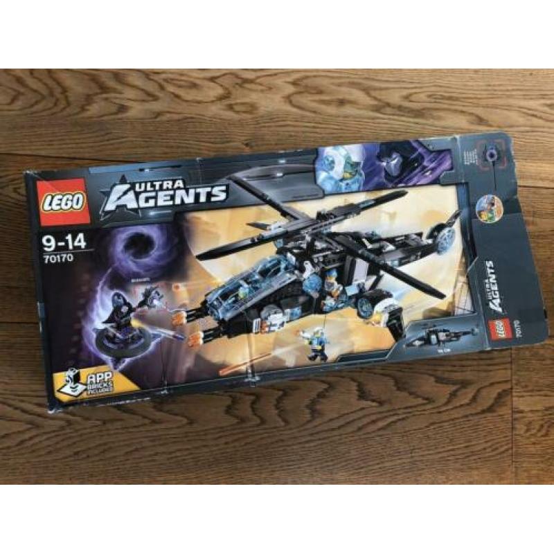 Ultra Agents UltraCopter vs. AntiMatter - 70170