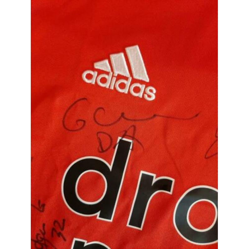 Gesigneerd Feyenoord origineel shirt nieuw