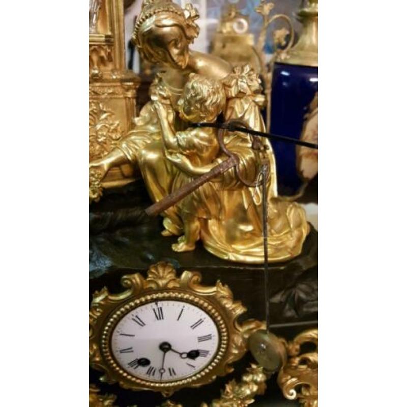 Bronze pendule