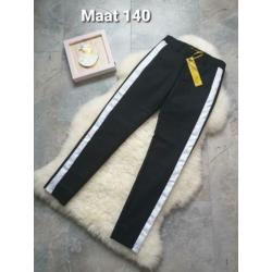 Maat 140 NIEUWE Meisjes Broek/Pantalon BE A DIVA