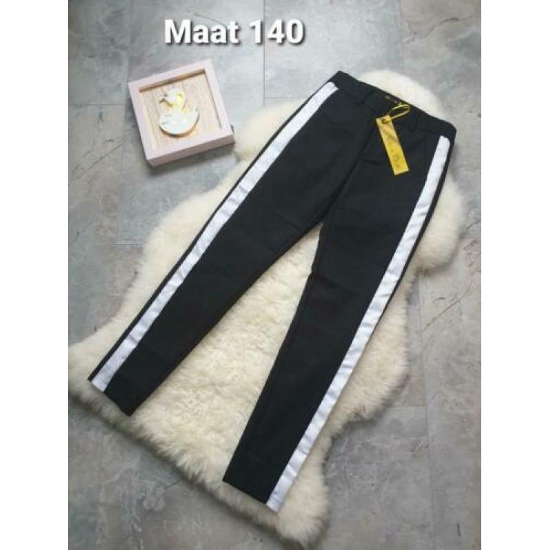 Maat 140 NIEUWE Meisjes Broek/Pantalon BE A DIVA