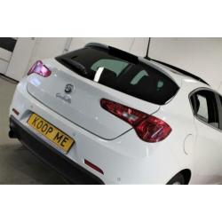 Alfa romeo GIULIETTA 1.4 170PK TCT NAVIGATIE PANORAMADAK LED