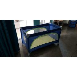 Reisbedje Chicco blauw 128x68x72 (LxBxH)