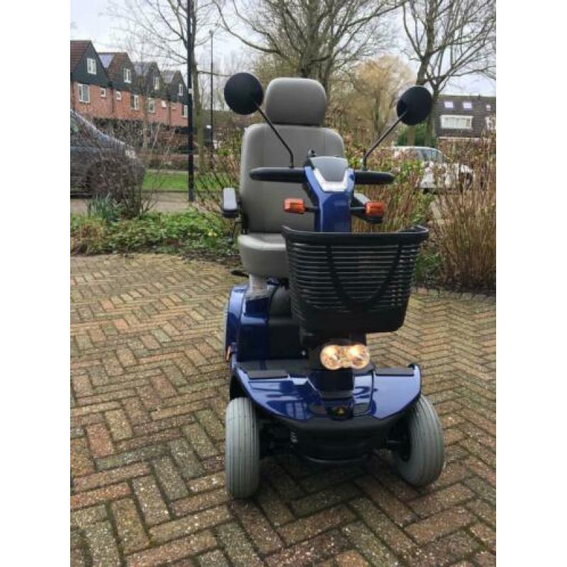 Scootmobiel celebrity dx | pride