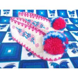 Griekse kinderslofjes / pompom pantoffeltjes uit Griekenland