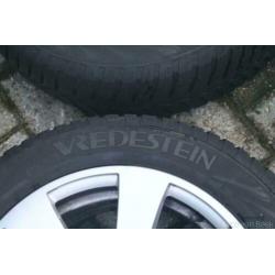 Mercedes C-klasse 16 inch velgen met Vredestein winterbanden