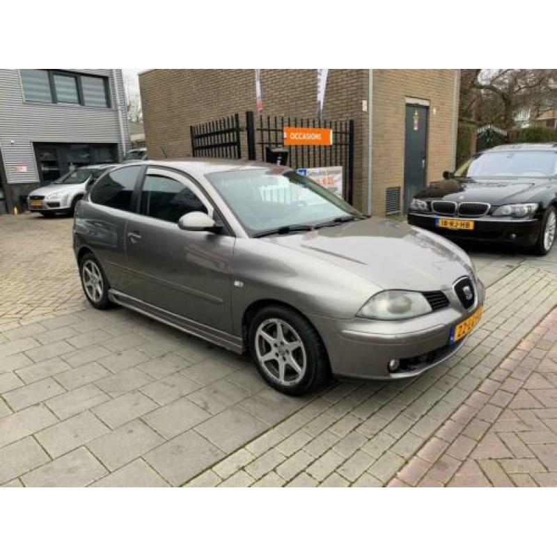 SEAT Ibiza 1.9 TDI Signo Sport 6Bak Airco Navi Trekhaak NAP