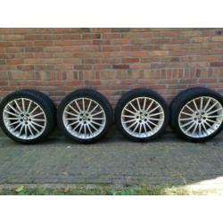 Orginele Alfa Romeo (147) 17 inch lichtmetalen velgen